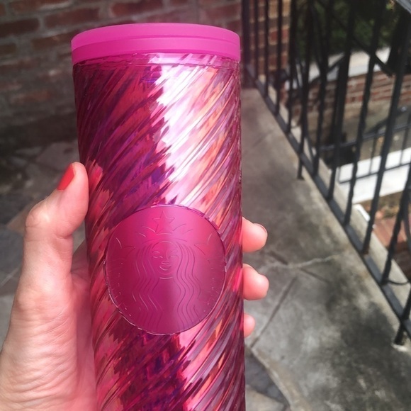 STARBUCKS New Pink Sangria Textured Twist Holiday Tumbler Grande Pink Barbie - Picture 6 of 15